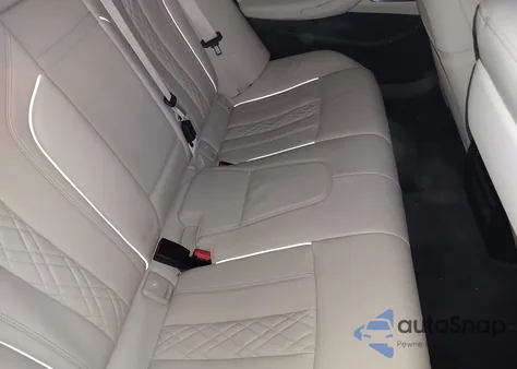 2022 BMW M550 I xDrive z USA, uszkodzony, nr VIN WBA13BK09NCH97228